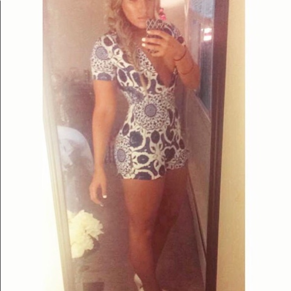 Playsuit/Romper - image 3
